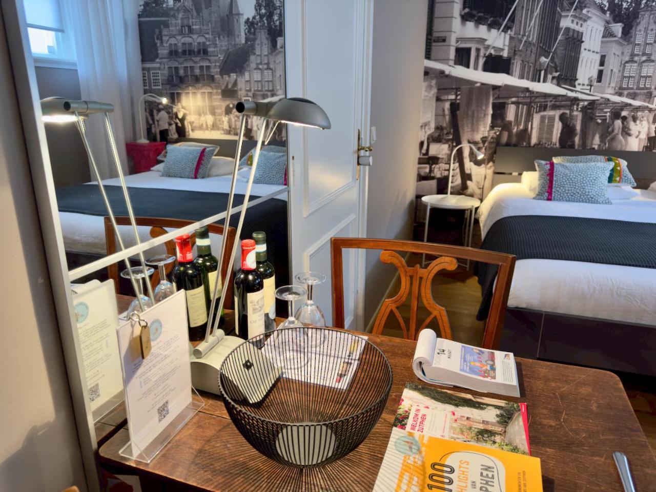 B&B Kerkstraatje3 Midden In Historisch Centrum Zutphen Exteriör bild