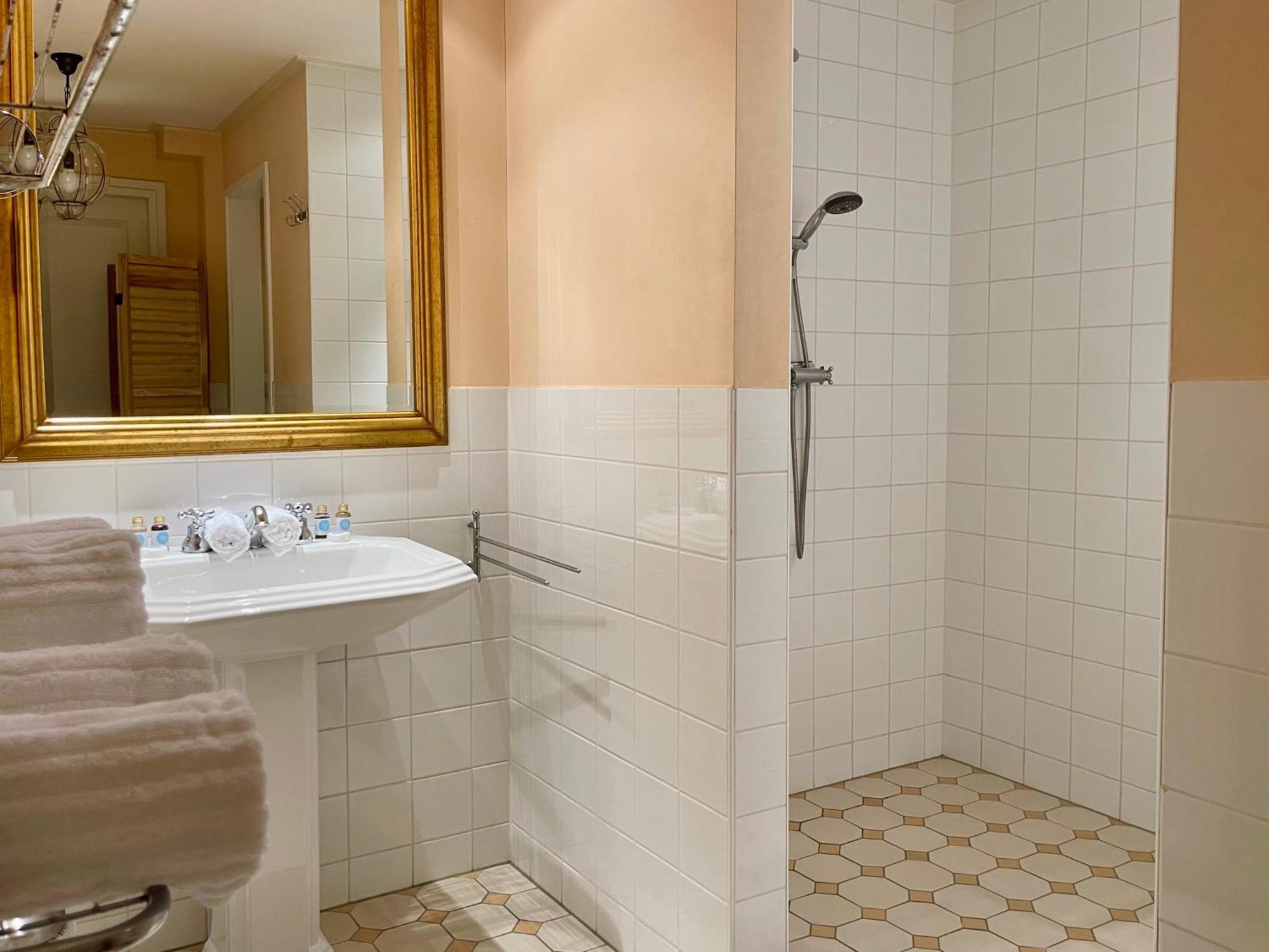B&B Kerkstraatje3 Midden In Historisch Centrum Zutphen Exteriör bild